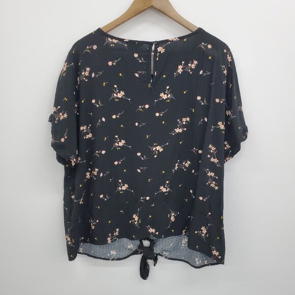 Buffalo David Bitton Womens XXL Black Floral Tie Front Top Short Sleeve Boho - Picture 4 of 14
